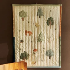 Dear April Grove Wandteppich Quilt Forest Family