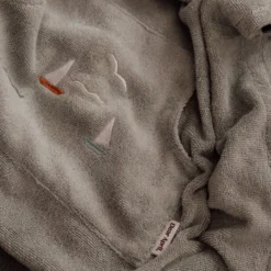 Dear April Puk Badeponcho Sailboats