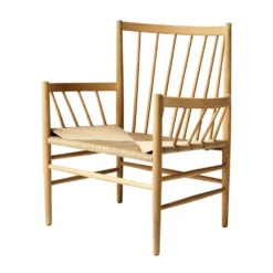 FDB Møbler J82 Lounge-Stuhl Eiche lackiert Nordic Swan Ecolabel
