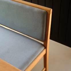FDB Møbler J176 Sønderborg Bank Eiche/Natur Ploegwool Blue