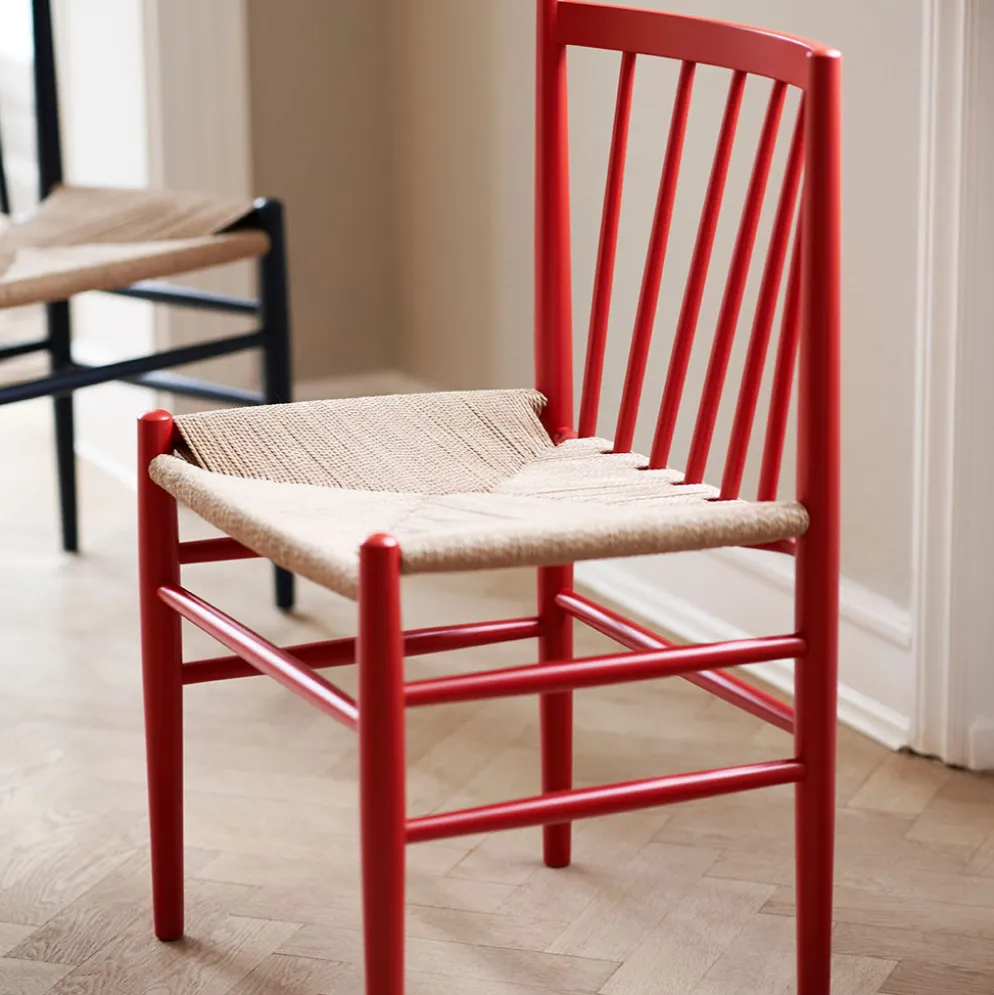 FDB Møbler J80 Stuhl Buche Ruby Red