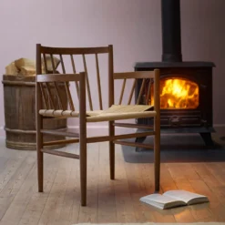FDB Møbler J81 Stuhl Eiche lackiert Nordic Swan Ecolabel