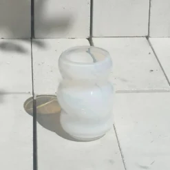 FUNDAMENTAL.BERLIN Muse Vase S Opal White