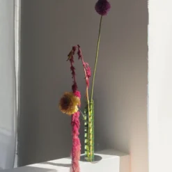 FUNDAMENTAL.BERLIN Vase Bud Gravity Grand Palais