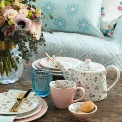GreenGate Espresso-Tasse mit Unterteller Adelena white