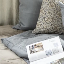 IB LAURSEN Tagesdecke Quilt Vintage Fog 240 x 240 cm