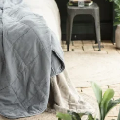 IB LAURSEN Tagesdecke Quilt Vintage Fog 240 x 240 cm