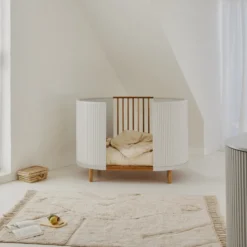 Kas Kopenhagen Babybett Kai White Oak inkl. Matratze