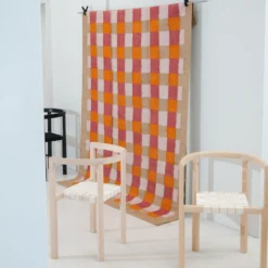 Matias Moellenbach Teppich Jute Violet & Orange