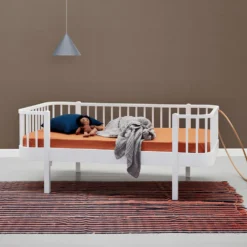Oliver Furniture Bettsofa Junior Wood Original Weiß