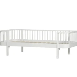 Oliver Furniture Bettsofa Wood Original Weiß