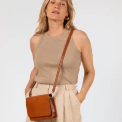 O My Bag Ledertasche Crossbody AUDREY MINI inkl. 2 Taschengurte klassisches Leder Cognac