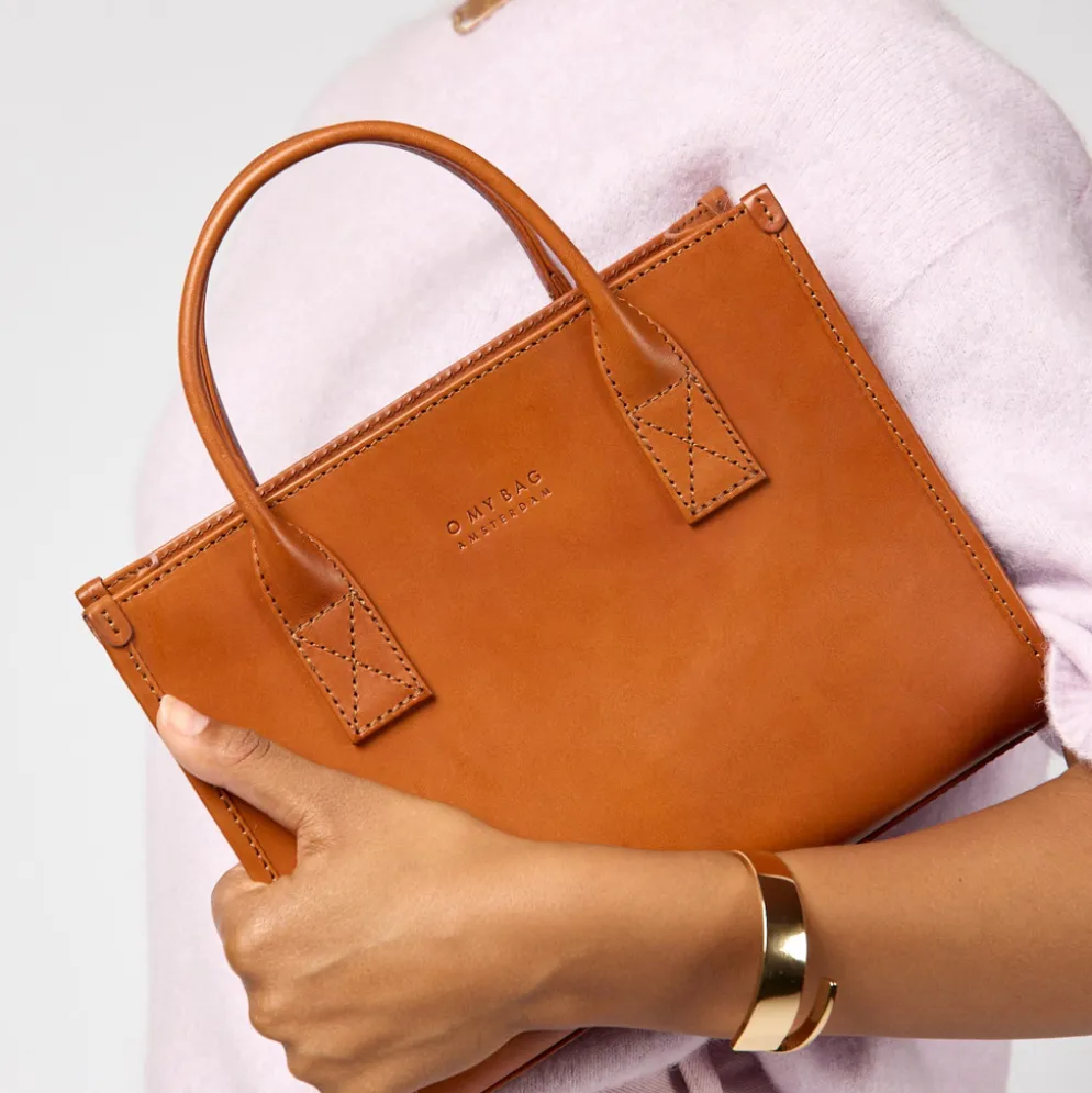 O My Bag Ledertasche JACKIE MIDI inkl. Webgurt Cognac klassisches Leder