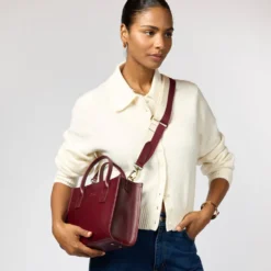 O My Bag Ledertasche JACKIE MIDI inkl. Ledergurt Dark Cherry klassisches Leder