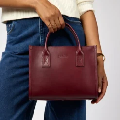 O My Bag Ledertasche JACKIE MIDI inkl. Ledergurt Dark Cherry klassisches Leder