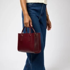 O My Bag Ledertasche JACKIE MIDI inkl. Ledergurt Dark Cherry klassisches Leder