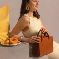 O My Bag Ledertasche JACKIE MIDI inkl. Ledergurt Cognac klassisches Leder