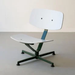 raawii Lounge chair Dark green / Sitzschale light grey