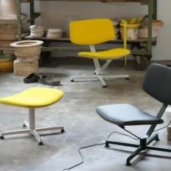 raawii Lounge chair Light grey / Stoffbezug yellow