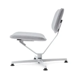 raawii Lounge chair Light grey / Stoffbezug re-wool grey