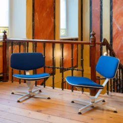 raawii Lounge chair Light grey / Stoffbezug Blue
