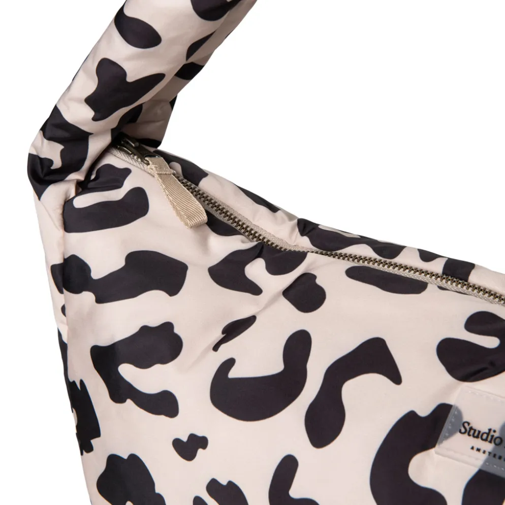Studio Noos Tasche Cross Body Bag Holy Cow Puffy