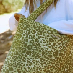 Studio Noos Tasche mom-bag Cotton Green Leopard